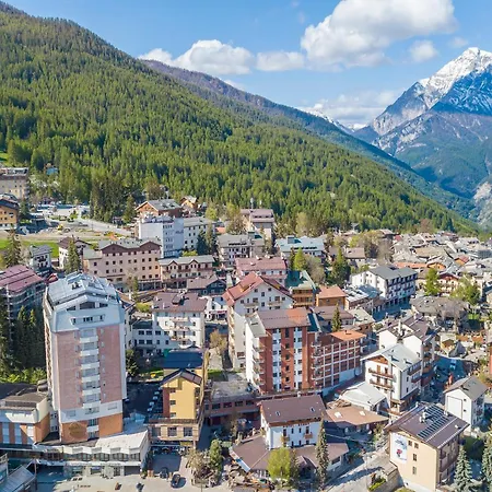 La Torre In The Center Of Town - Happy Apartment Sauze D'Oulx
